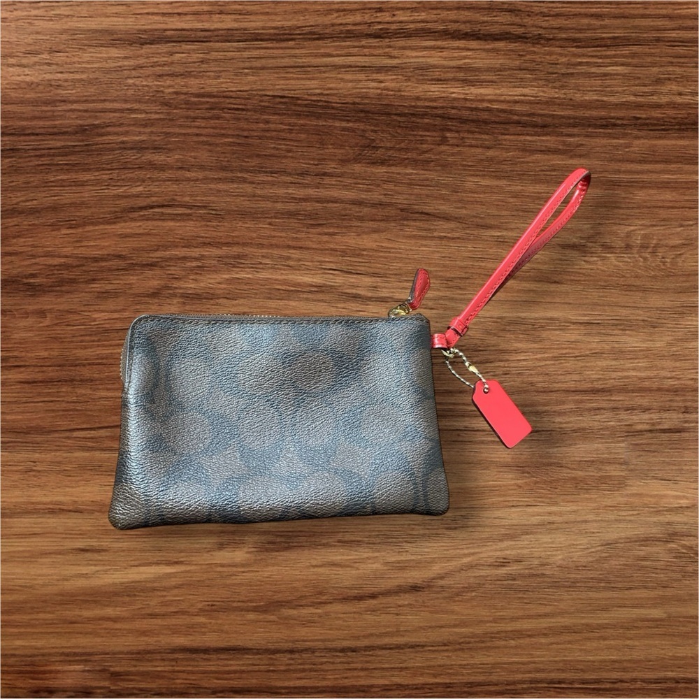 Coach corner zip wristlet wallet‎ in Signature PVC brown leather/red patent. EUC - Picture 2 of 8